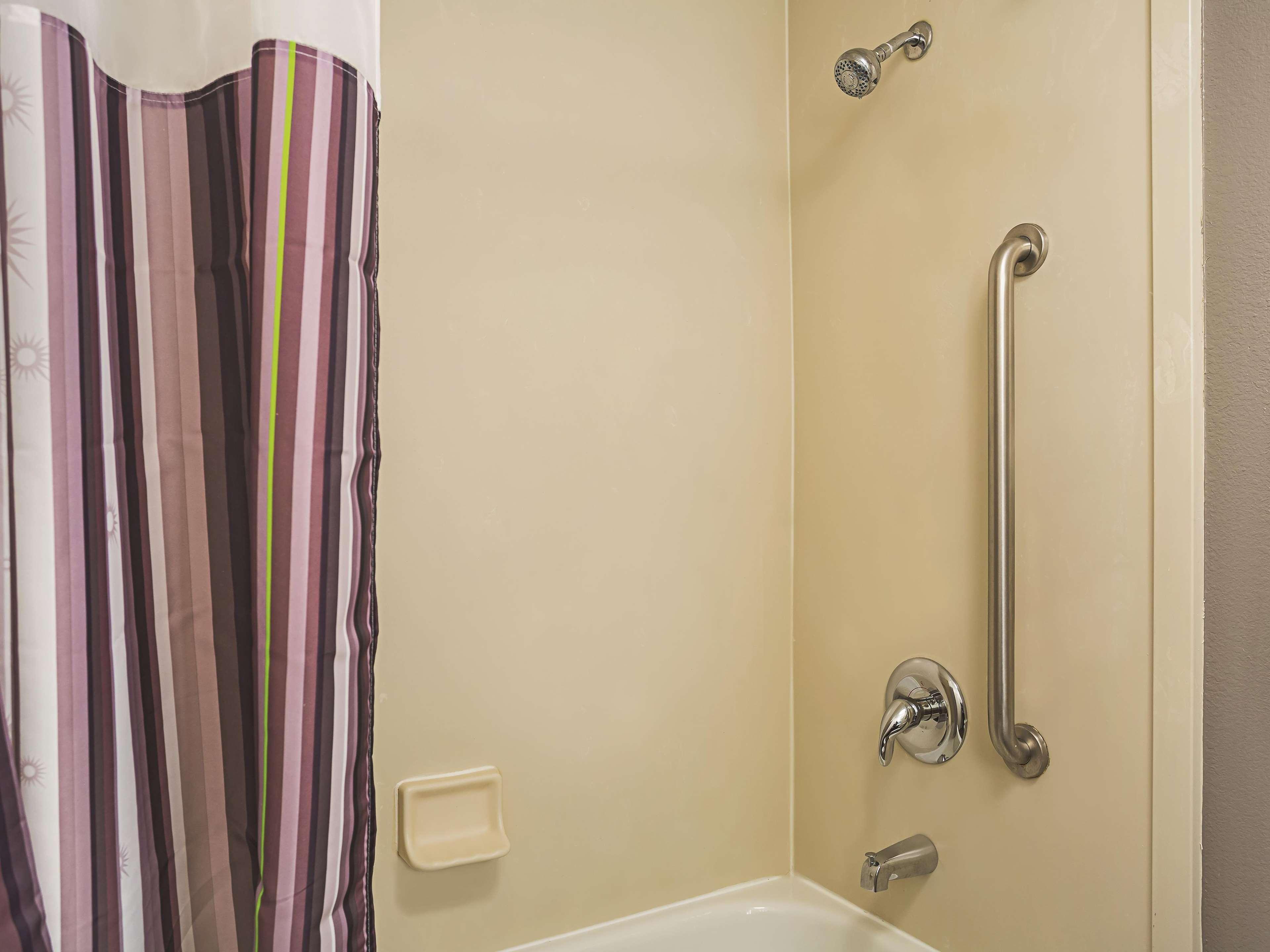 מלון מוריסוויל La Quinta By Wyndham Raleigh Durham Intl Ap מראה חיצוני תמונה