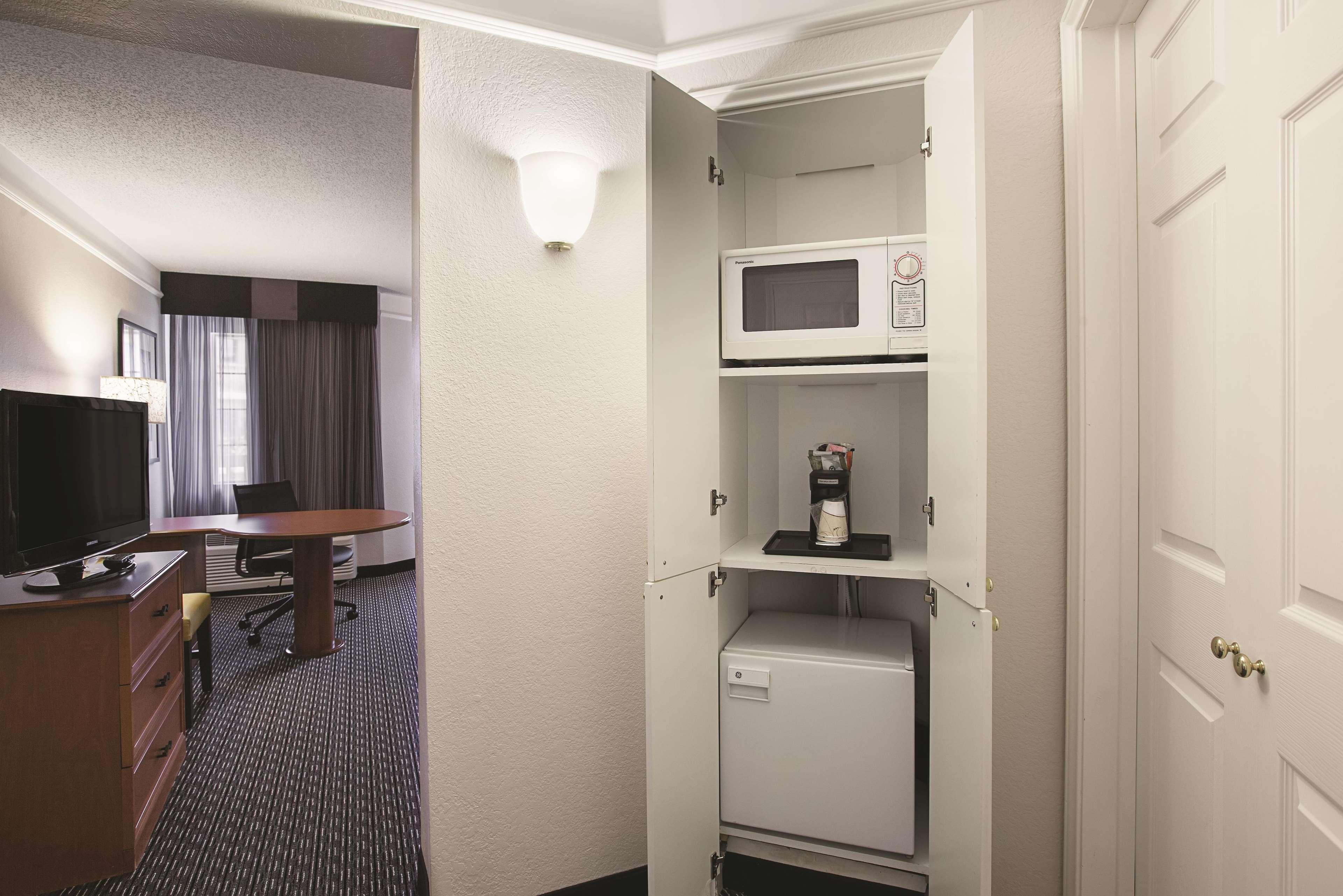 מלון מוריסוויל La Quinta By Wyndham Raleigh Durham Intl Ap מראה חיצוני תמונה