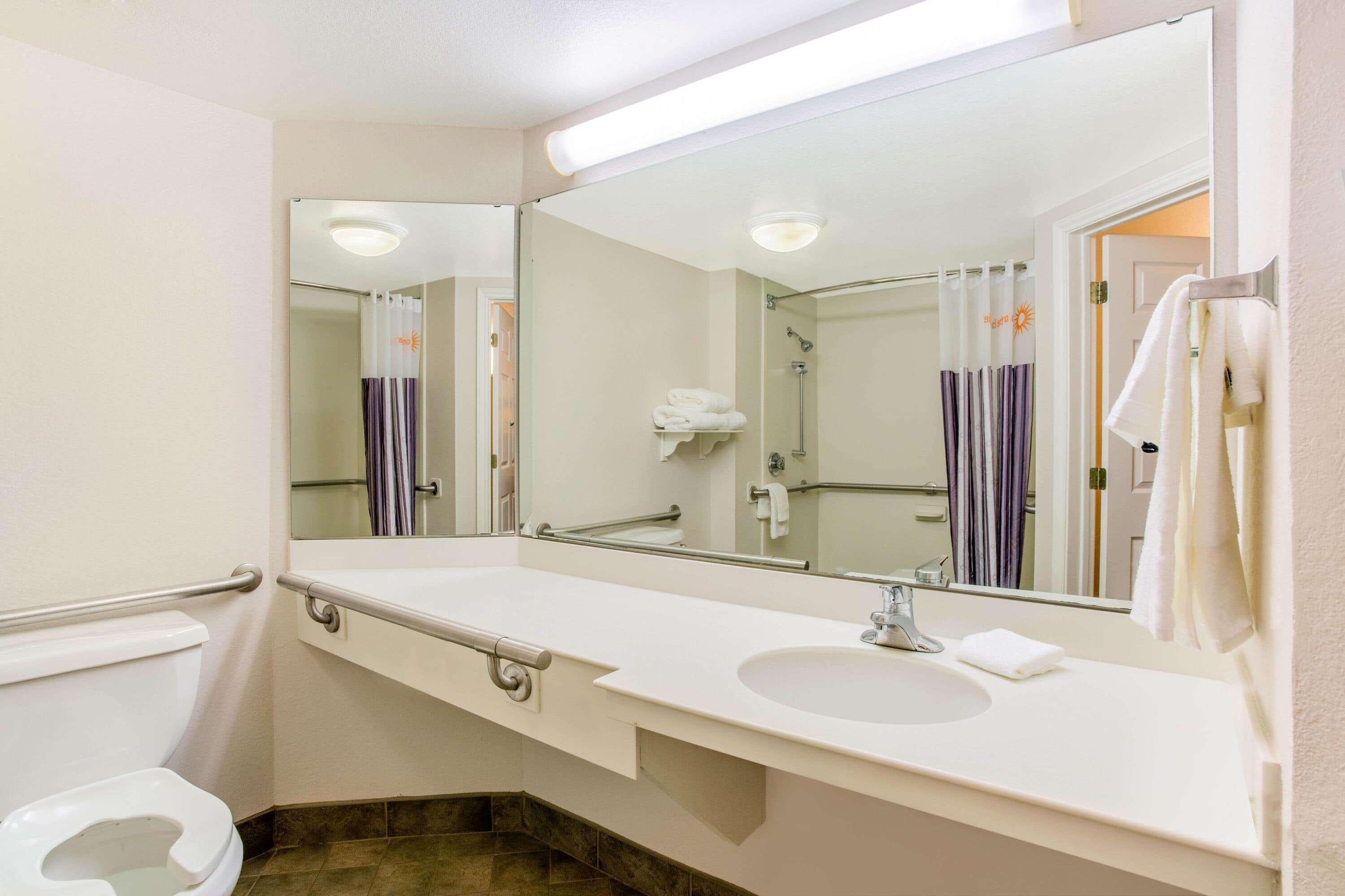 מלון מוריסוויל La Quinta By Wyndham Raleigh Durham Intl Ap מראה חיצוני תמונה