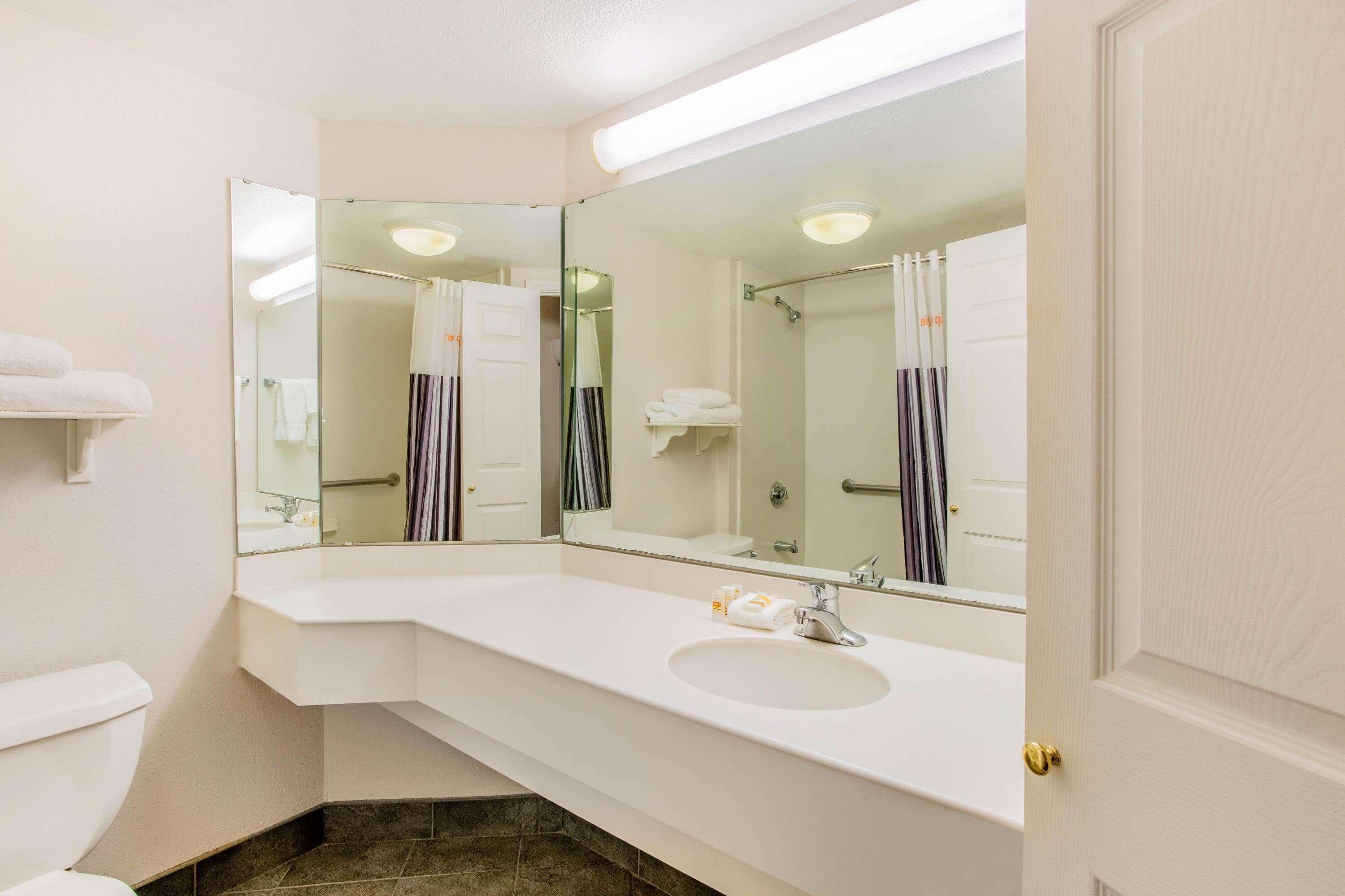 מלון מוריסוויל La Quinta By Wyndham Raleigh Durham Intl Ap מראה חיצוני תמונה