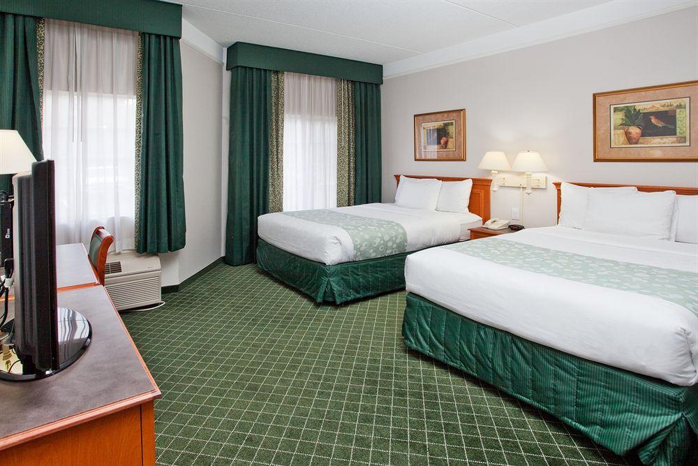 מלון מוריסוויל La Quinta By Wyndham Raleigh Durham Intl Ap מראה חיצוני תמונה