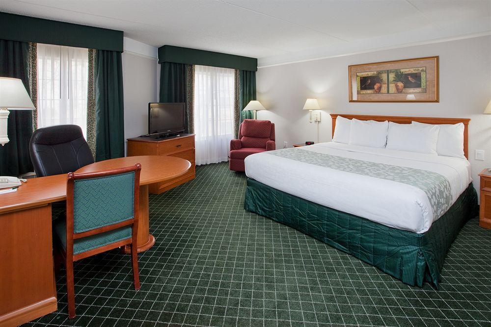 מלון מוריסוויל La Quinta By Wyndham Raleigh Durham Intl Ap מראה חיצוני תמונה